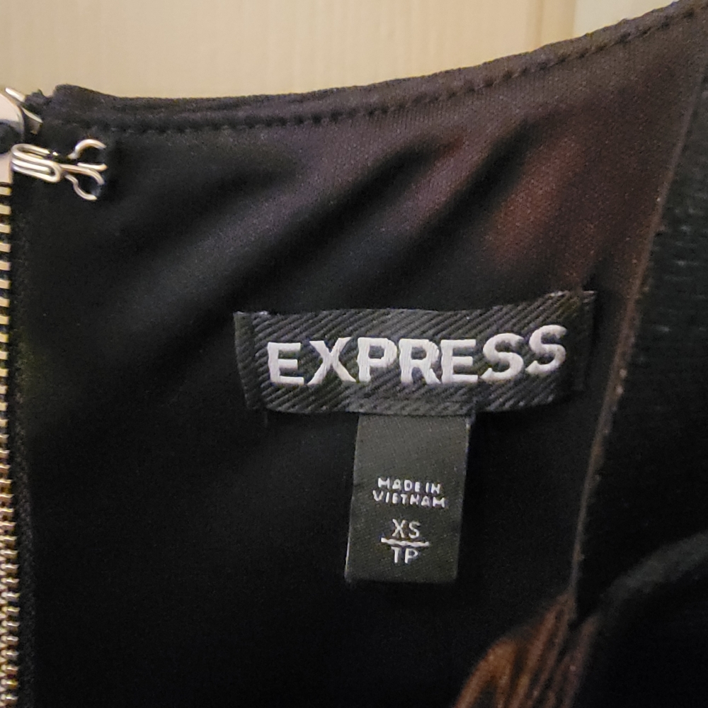Express Black Dress - Picture 2 of 4
